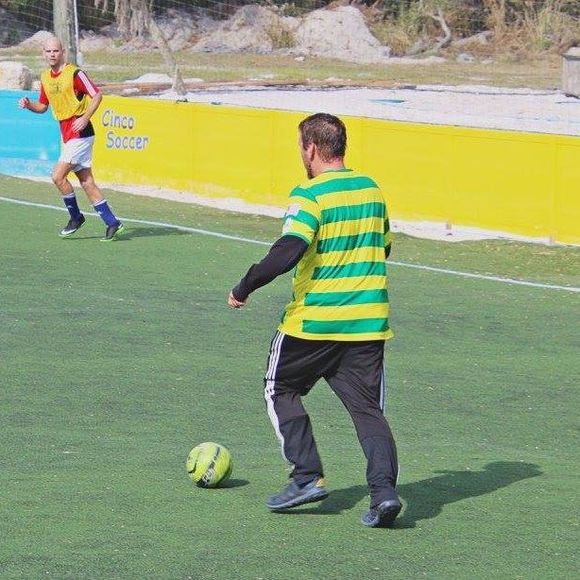 Meet your Posher, Russell - Picture 1 of 1